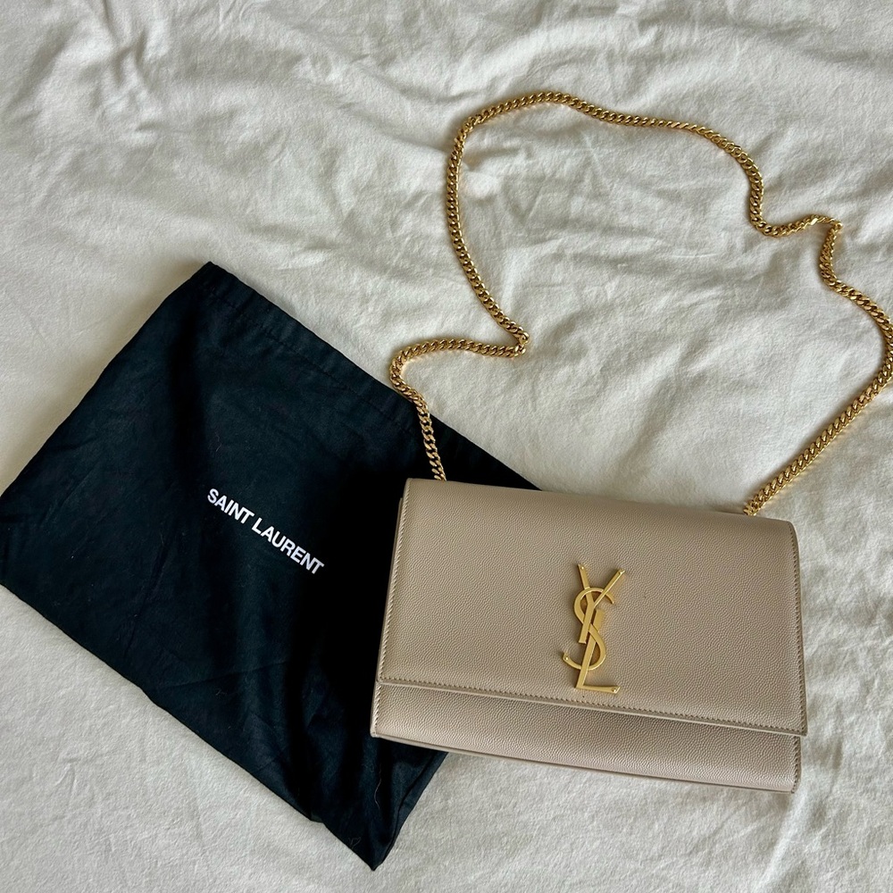 Saint Laurent Grain De Poudre Medium Classic Monogram Kate Shoulder Bag